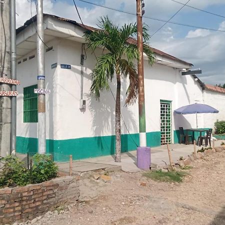 La Estacion Del Refugio Hotel Girardot Eksteriør billede