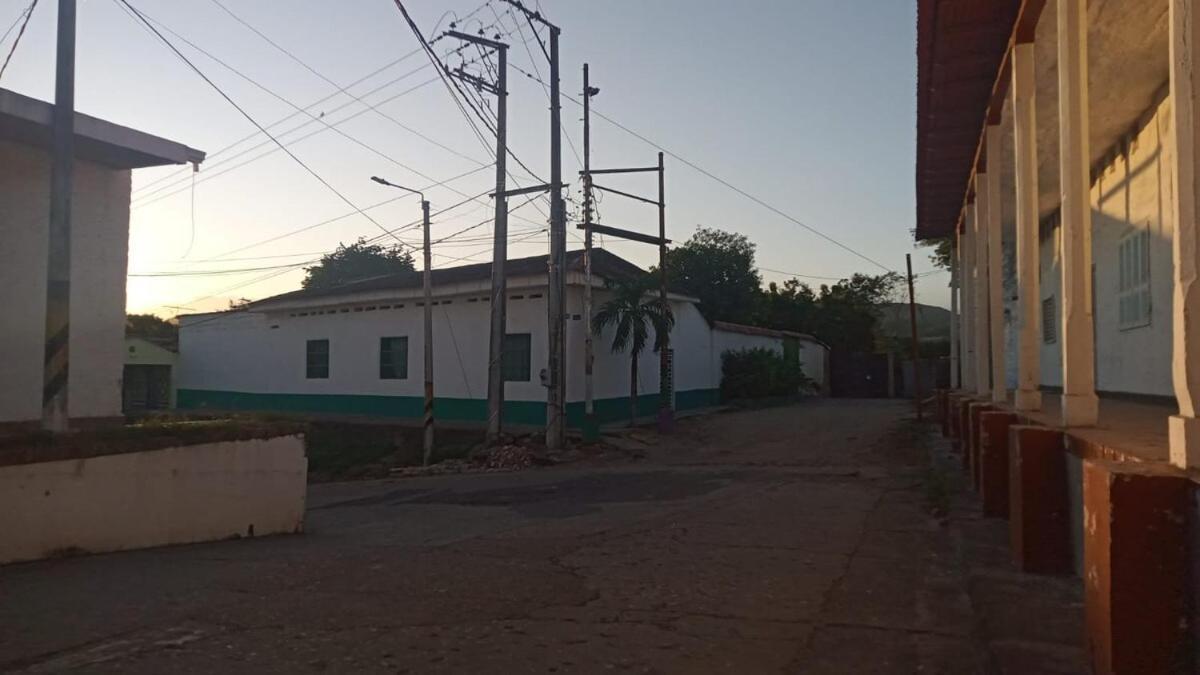 La Estacion Del Refugio Hotel Girardot Eksteriør billede